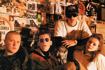 Skandalingoji 90-ųjų grupė „Pompa“ išleis geriausių dainų plokštelę „Labai mallonu“